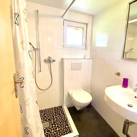 Tatyana 아파트 로이커바드